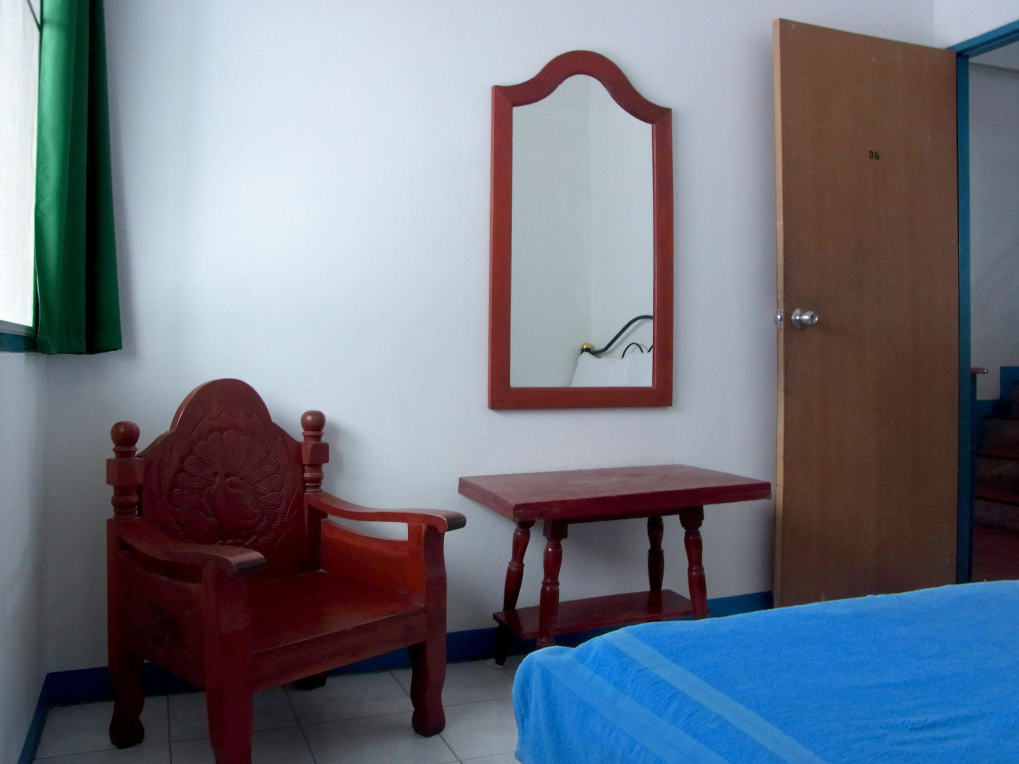 Niku Guesthouse Patong المظهر الخارجي الصورة