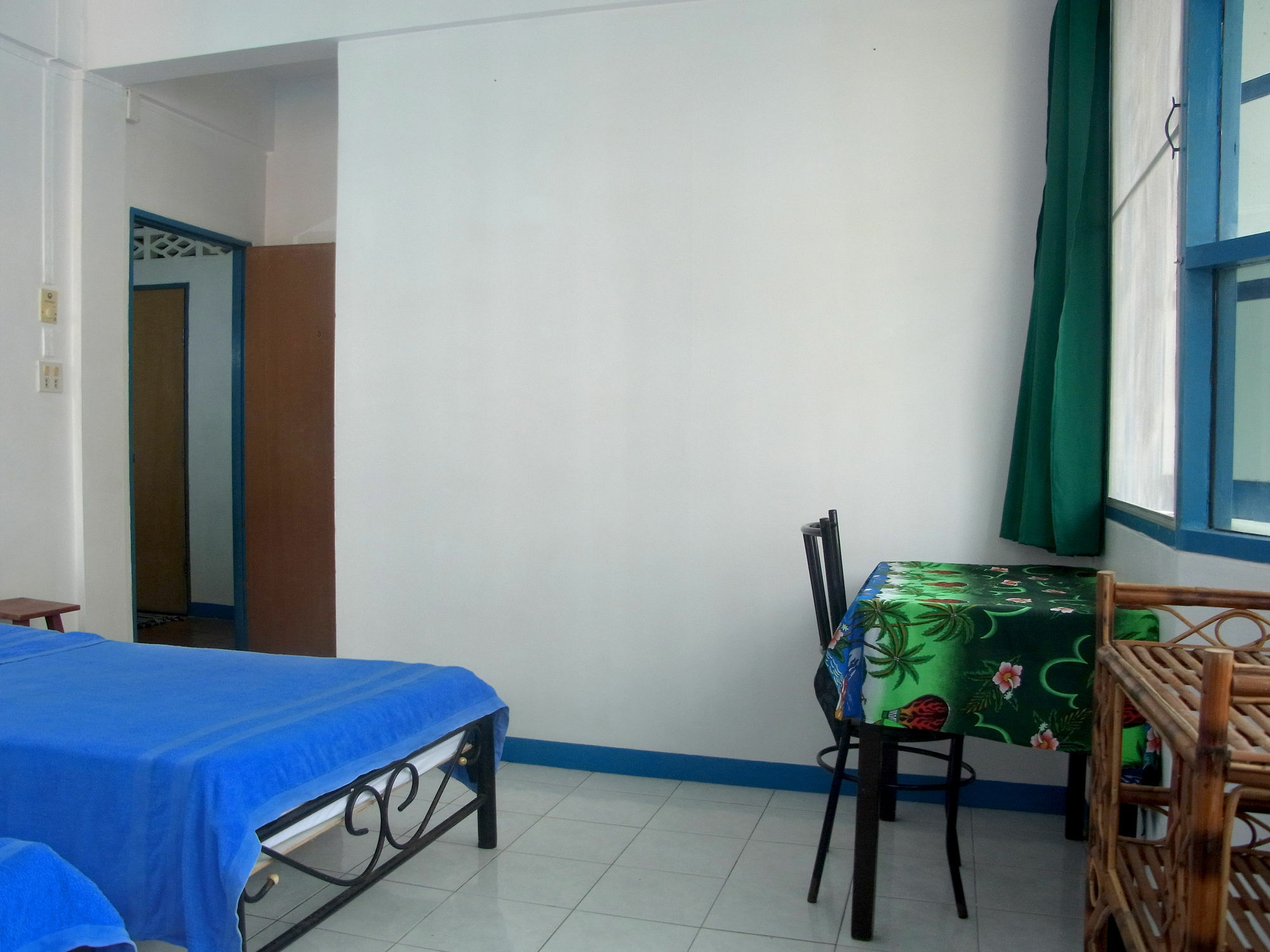 Niku Guesthouse Patong المظهر الخارجي الصورة