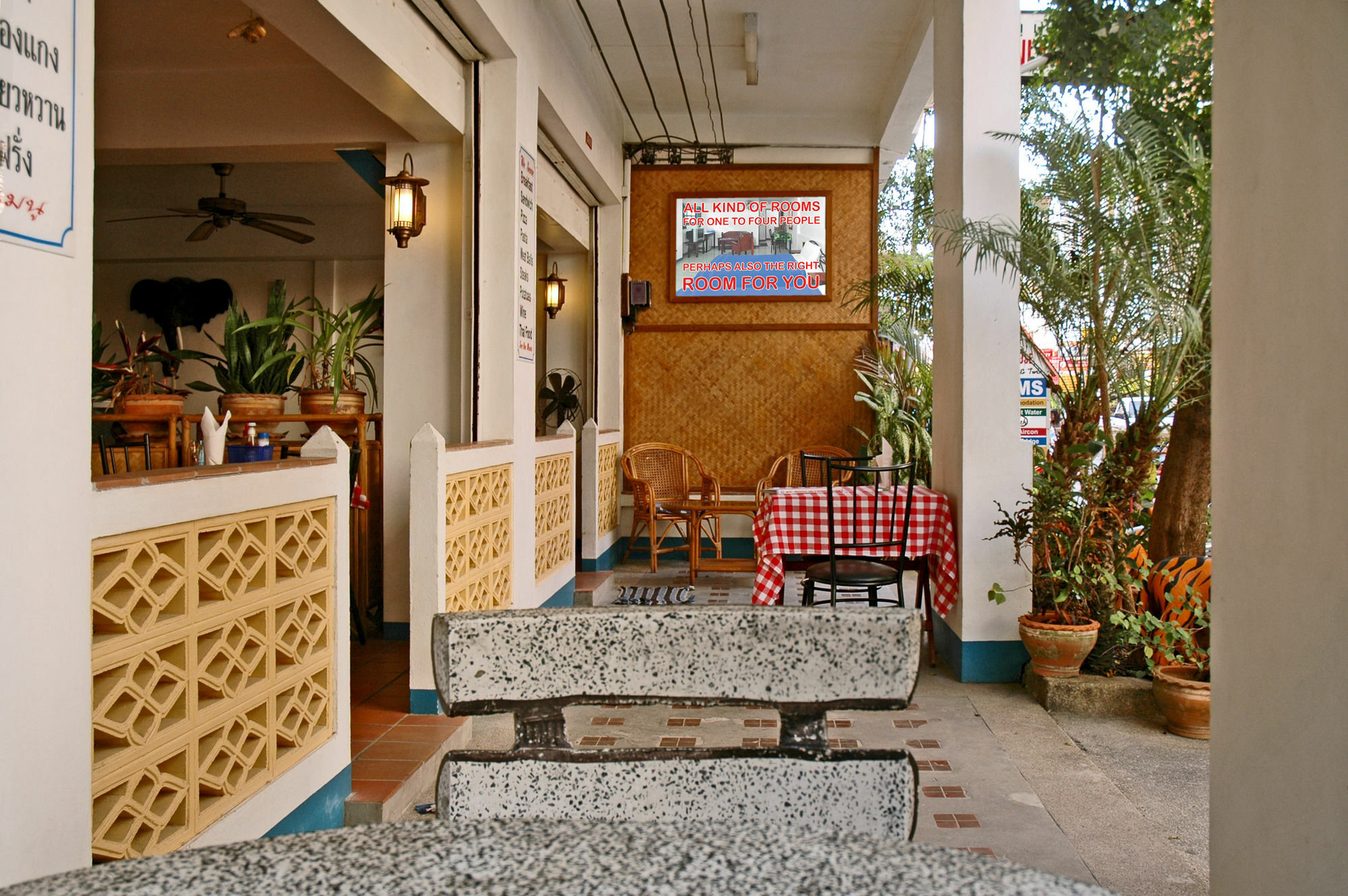 Niku Guesthouse Patong المظهر الخارجي الصورة