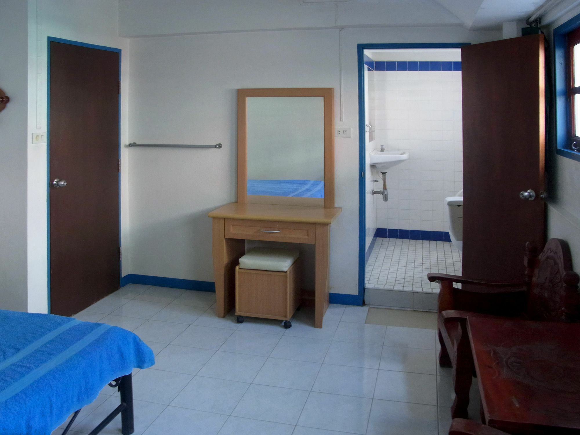 Niku Guesthouse Patong المظهر الخارجي الصورة