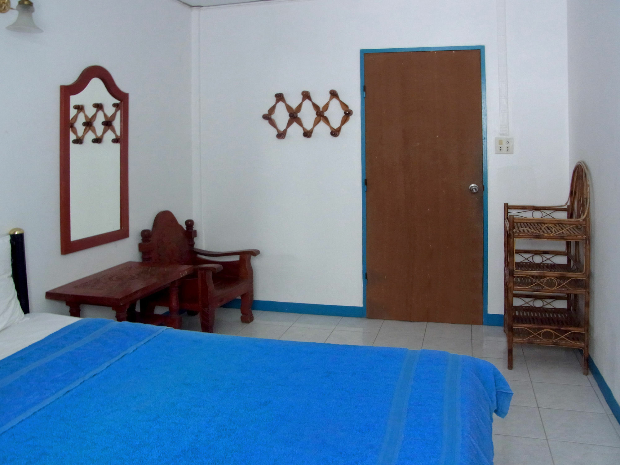 Niku Guesthouse Patong المظهر الخارجي الصورة