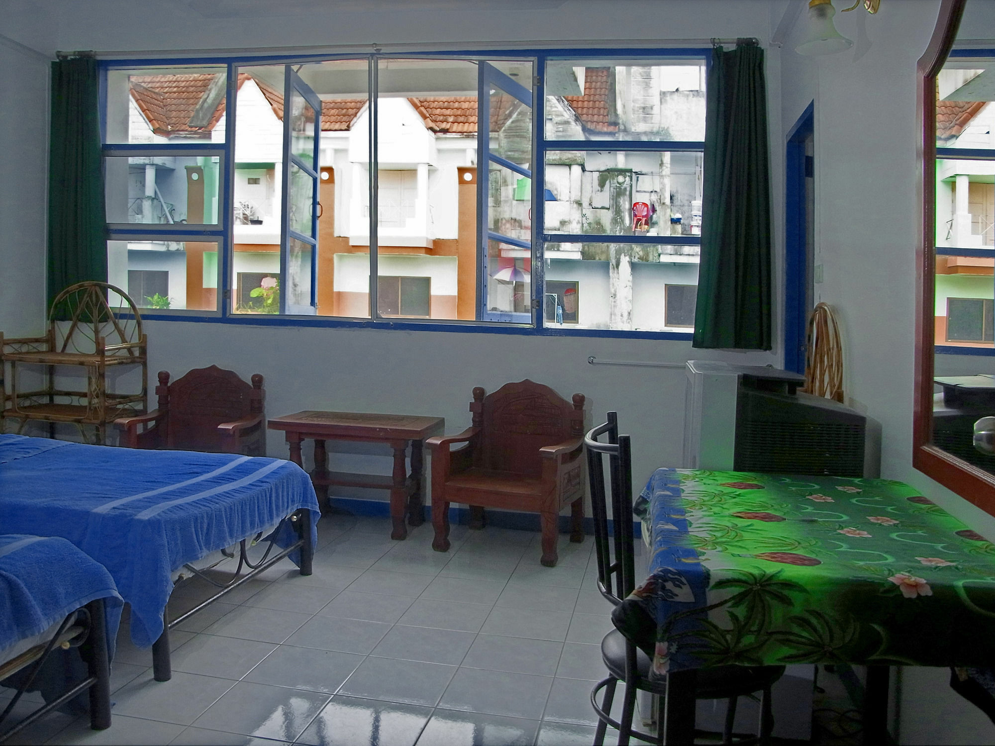 Niku Guesthouse Patong المظهر الخارجي الصورة