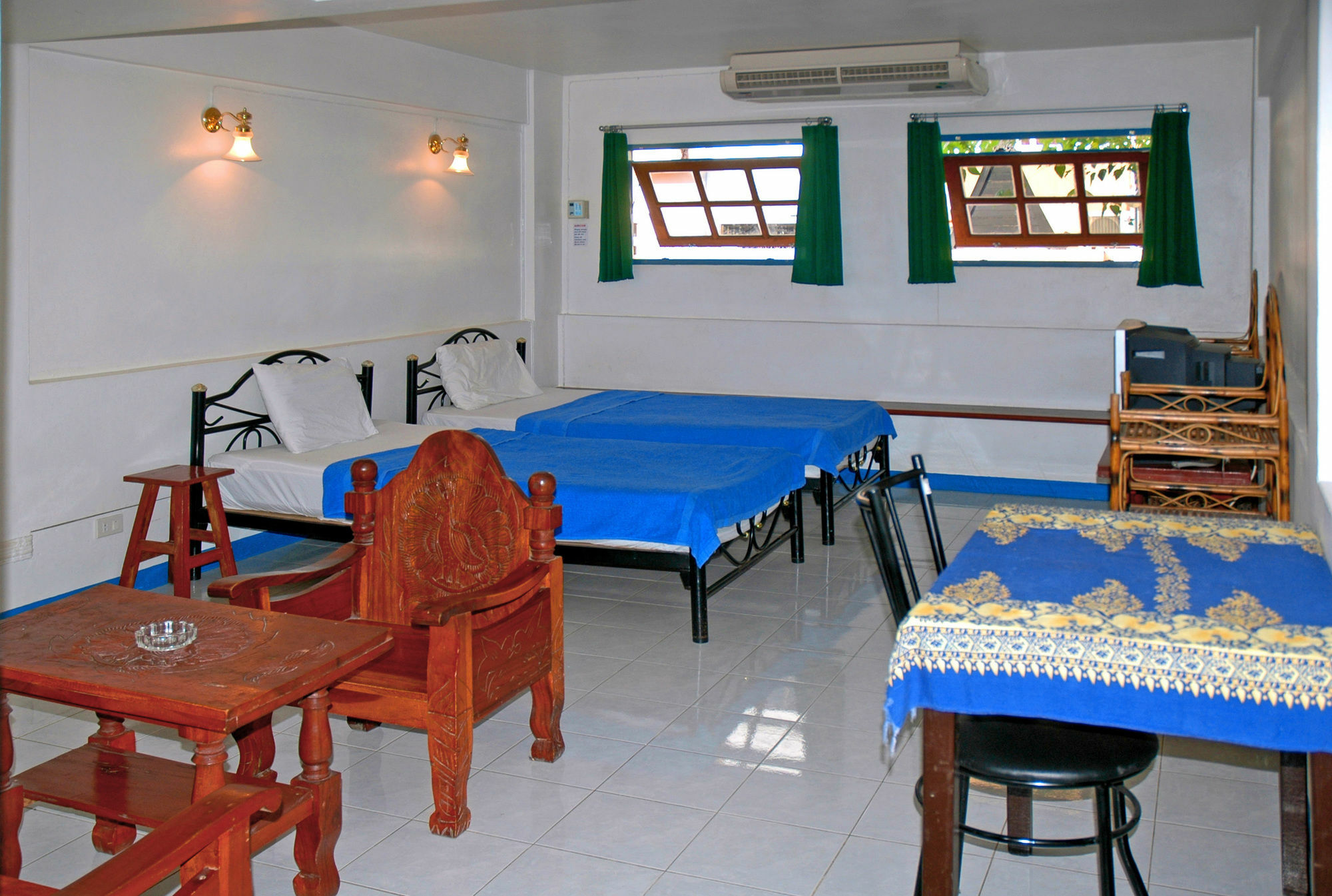Niku Guesthouse Patong المظهر الخارجي الصورة