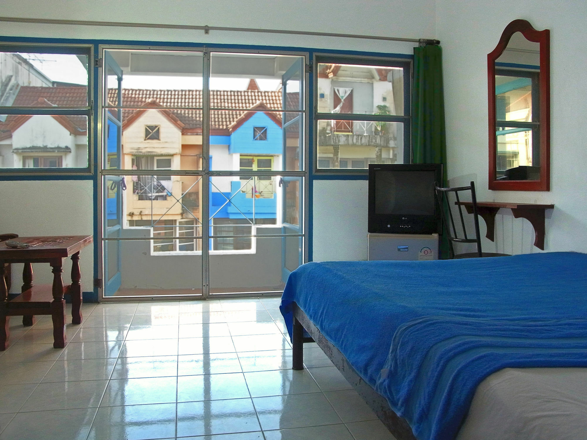 Niku Guesthouse Patong المظهر الخارجي الصورة