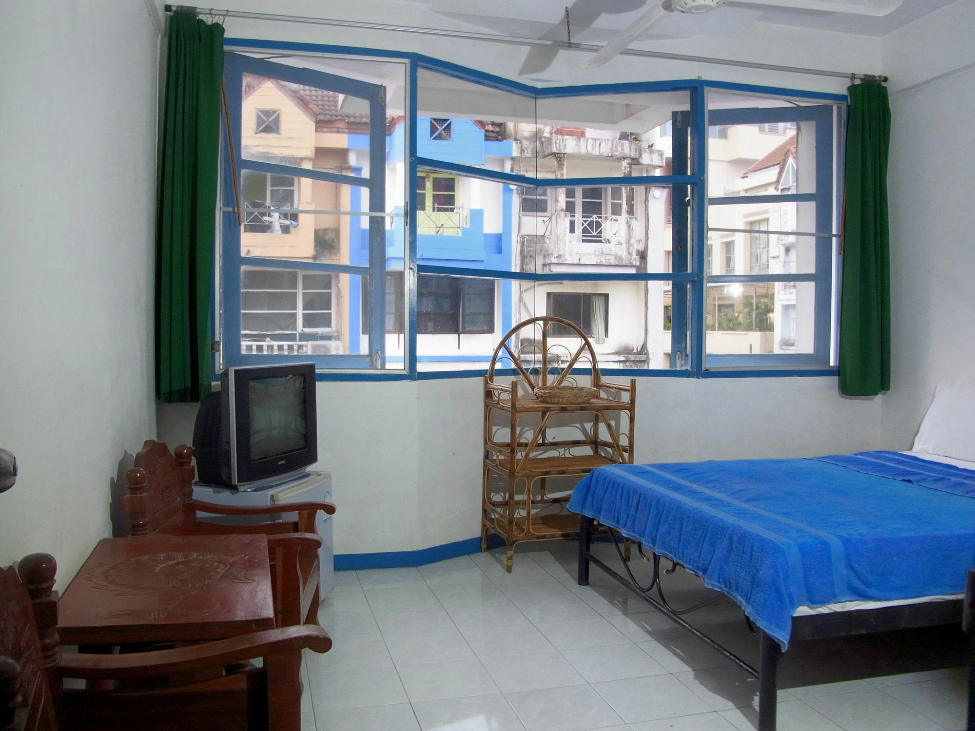 Niku Guesthouse Patong المظهر الخارجي الصورة